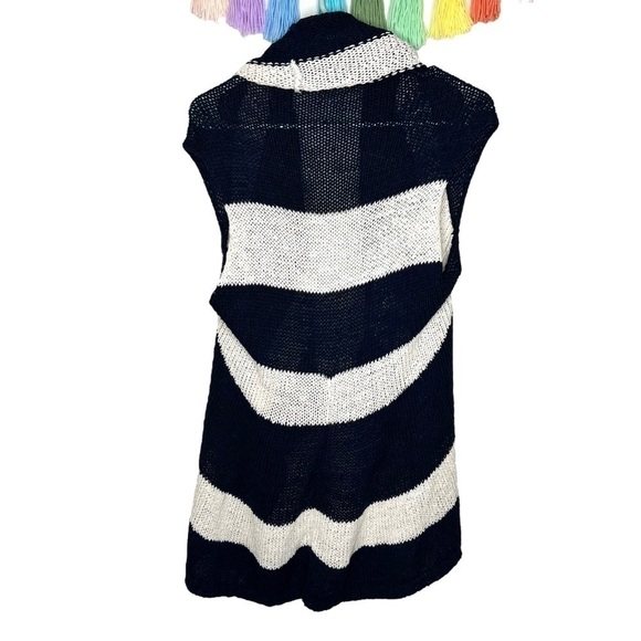 CABI Women's Knit Skipper Vest #679 Blue Cream Wide Stripes Nautical Size Small - Picture 8 of 15